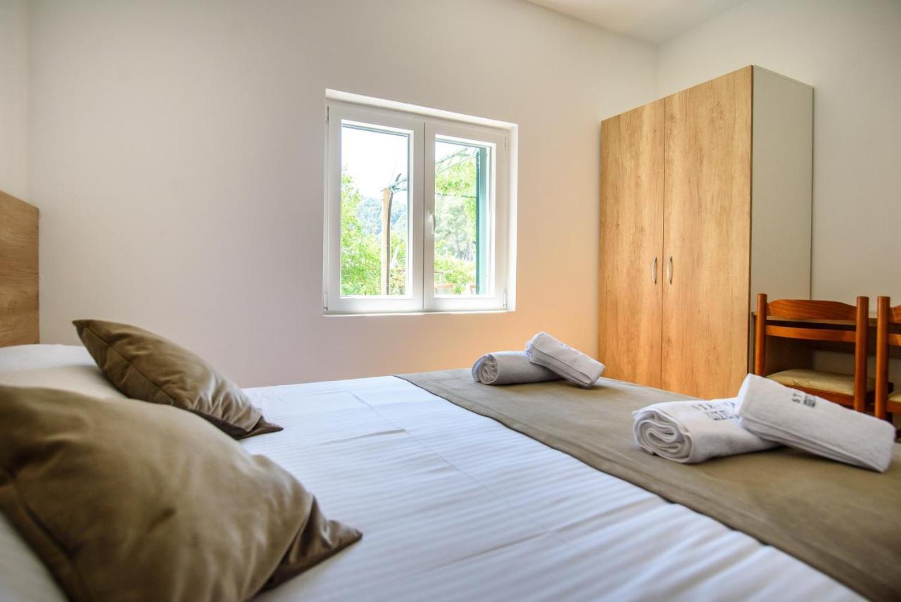 Stermasi Apartments Saplunara Eksteriør bilde