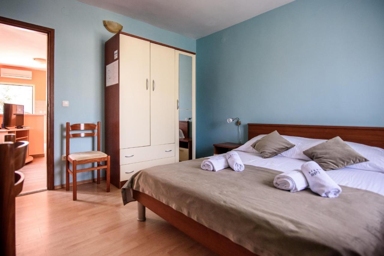 Stermasi Apartments Saplunara Eksteriør bilde