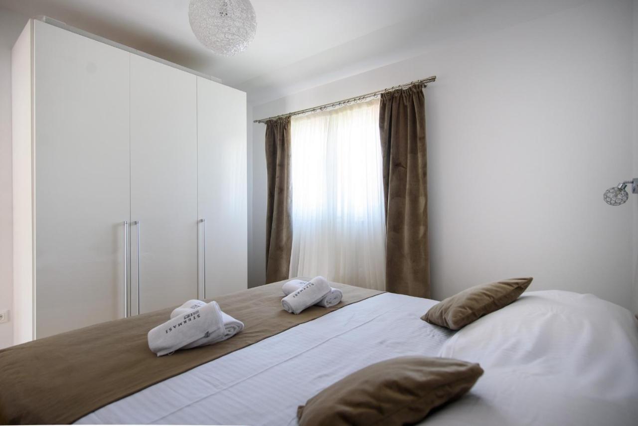 Stermasi Apartments Saplunara Eksteriør bilde