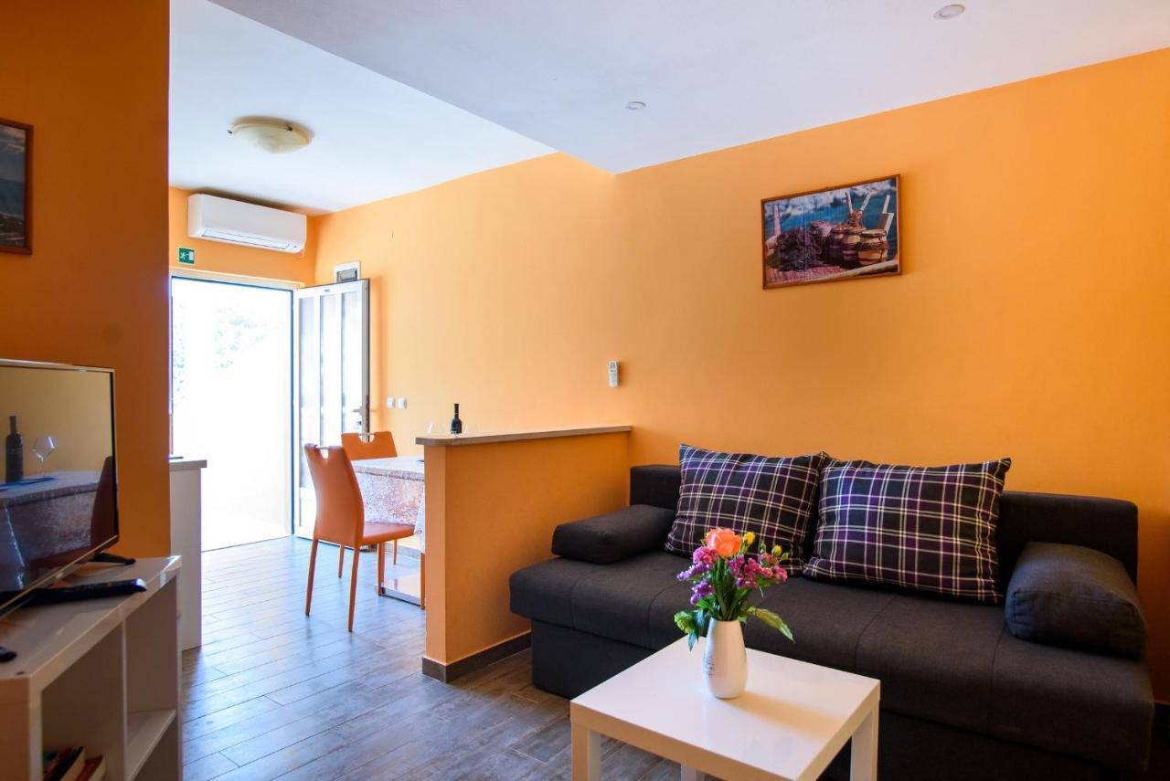 Stermasi Apartments Saplunara Eksteriør bilde